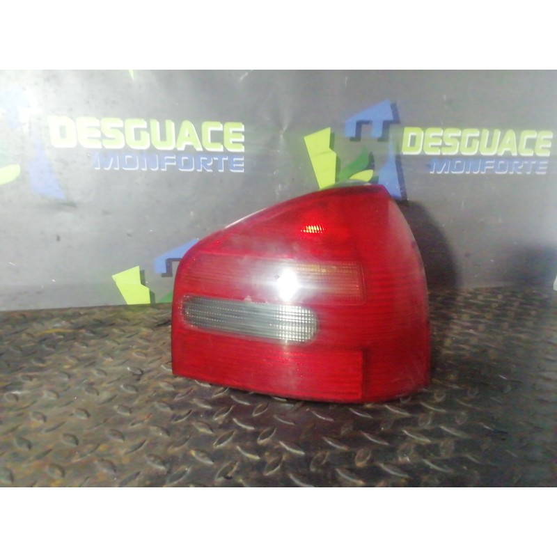 Recambio de piloto trasero derecho para audi a3 (8l) 1.9 tdi ambition referencia OEM IAM 8L045257  