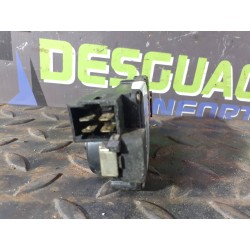 Recambio de cerradura puerta trasera derecha para ssangyong korando 2.3 diesel cat referencia OEM IAM 8684003101  
