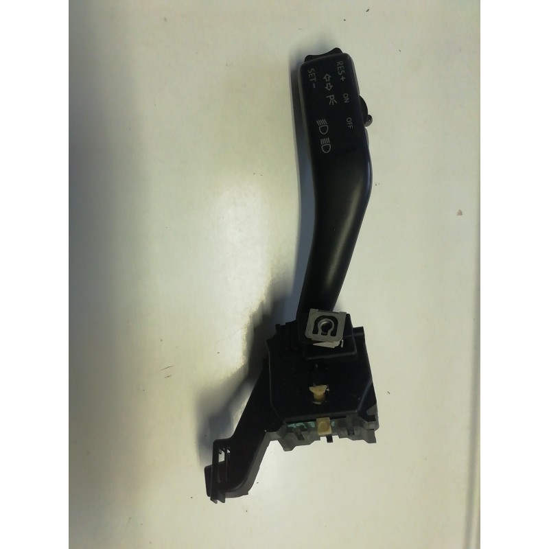 Desguace MonforteMANDO INTERMITENTES 1K0953513A VOLKSWAGENMando intermitentes|Desguace Monforte