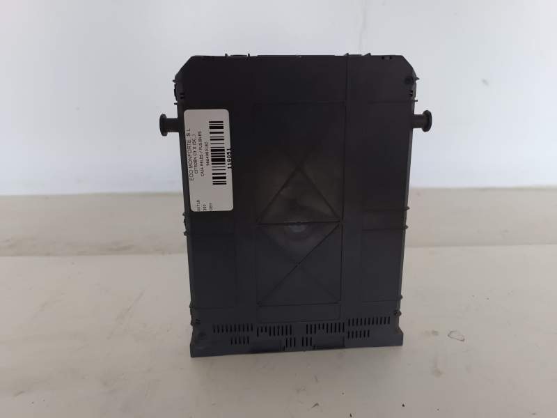 CAJA RELES / FUSIBLES 9664983180 