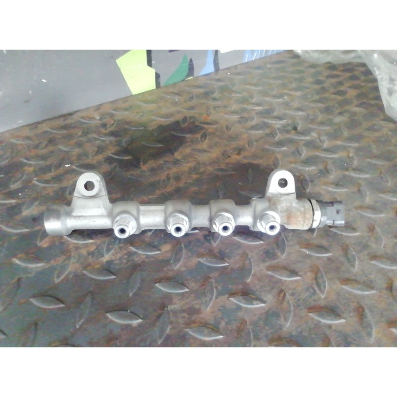 Recambio de rampa inyectora para alfa romeo giulietta (191) distinctive referencia OEM IAM 55272135 0445214363 