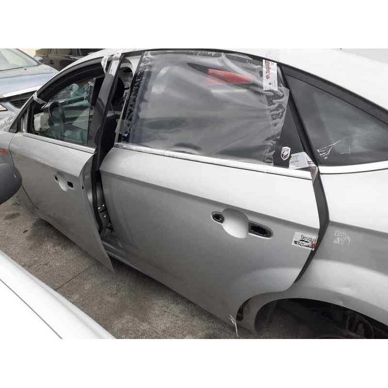 Recambio de puerta trasera izquierda para ford mondeo ber. (ca2) ghia referencia OEM IAM   