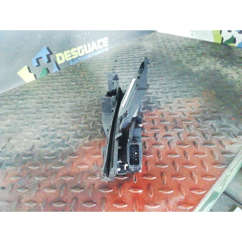 Recambio de cerradura puerta lateral derecha para ford focus lim. (cb4) trend referencia OEM IAM   