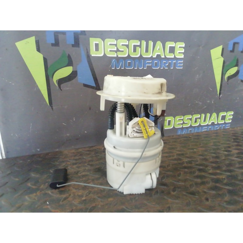 Recambio de aforador para peugeot 206 berlina look referencia OEM IAM 9642124080C  