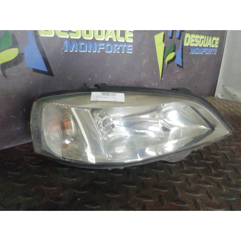 Recambio de faro derecho para opel astra g berlina club referencia OEM IAM 13132456RH 1EG00764046AC 