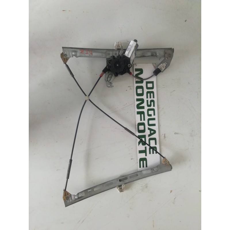 Recambio de motor elevalunas delantero izquierdo para peugeot 206 berlina xr referencia OEM IAM   