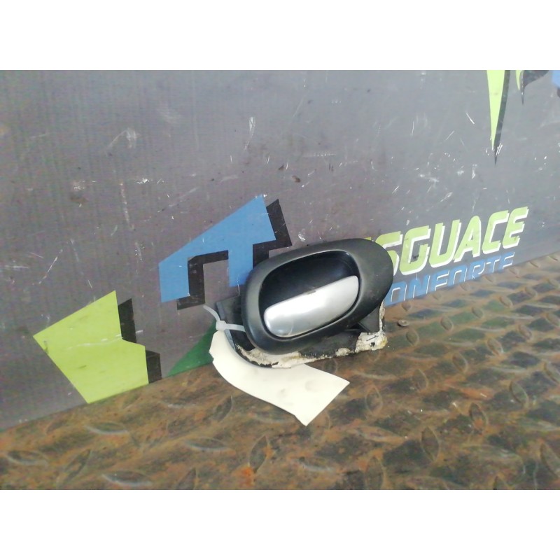 Recambio de maneta interior delantera derecha para peugeot 206 berlina xr referencia OEM IAM   