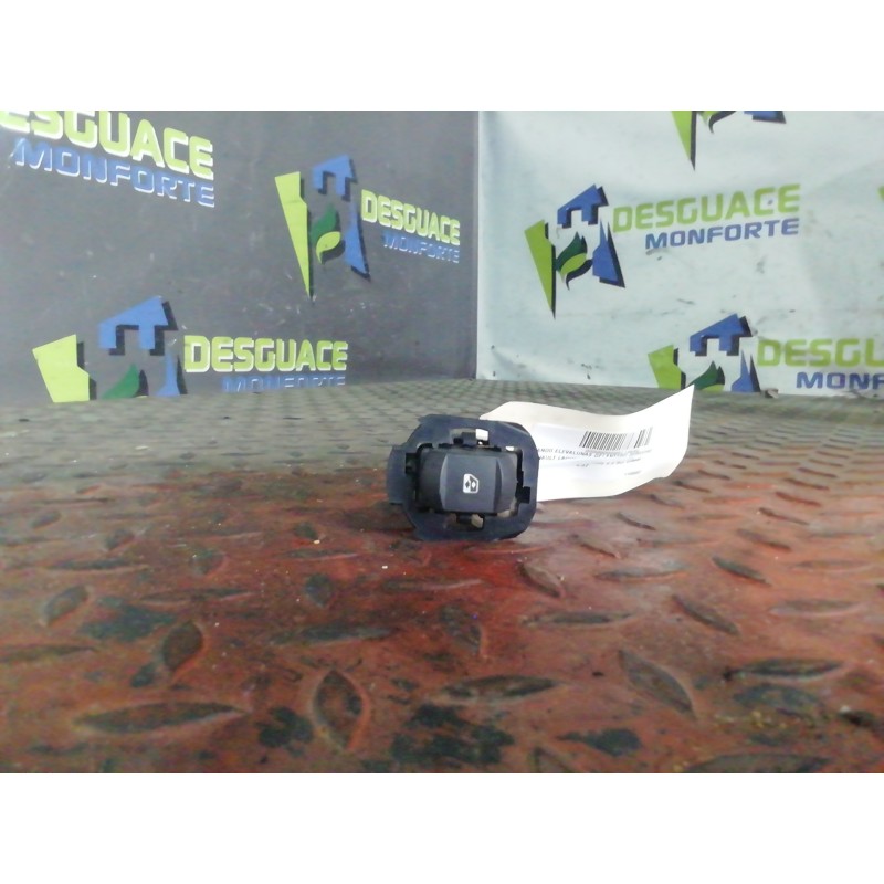 Recambio de mando elevalunas delantero derecho para renault laguna ii (bg0) 2.0 dci diesel cat referencia OEM IAM   