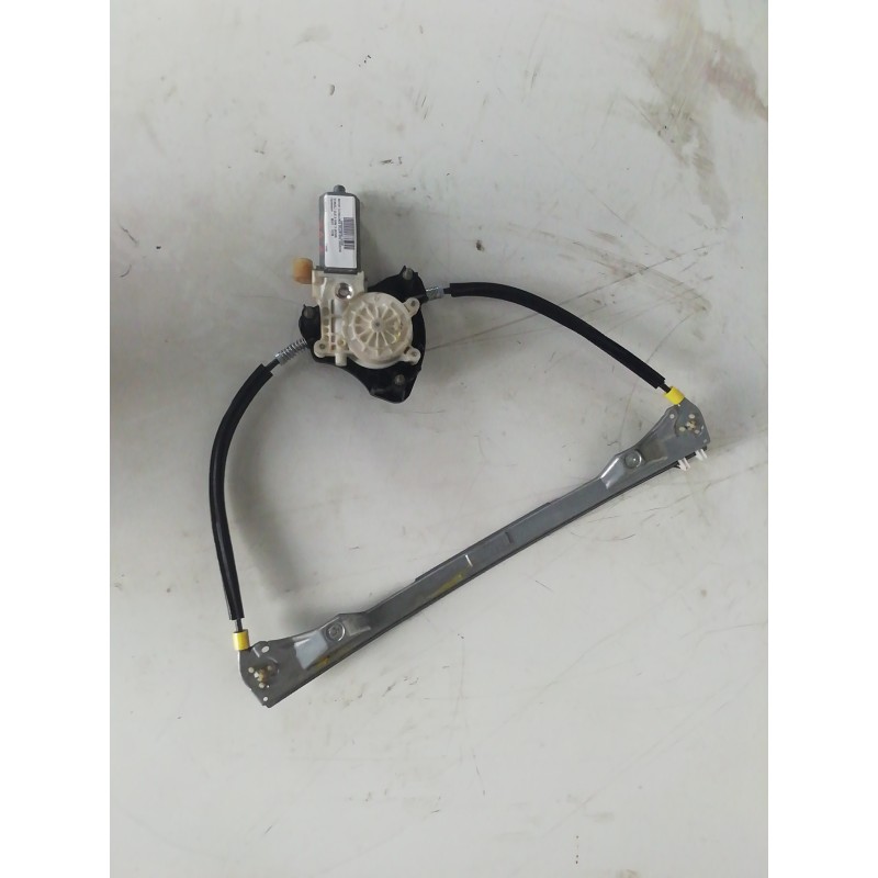 Recambio de elevalunas delantero derecho para renault clio ii fase ii (b/cb0) dynamique referencia OEM IAM 0130822019 82002098 