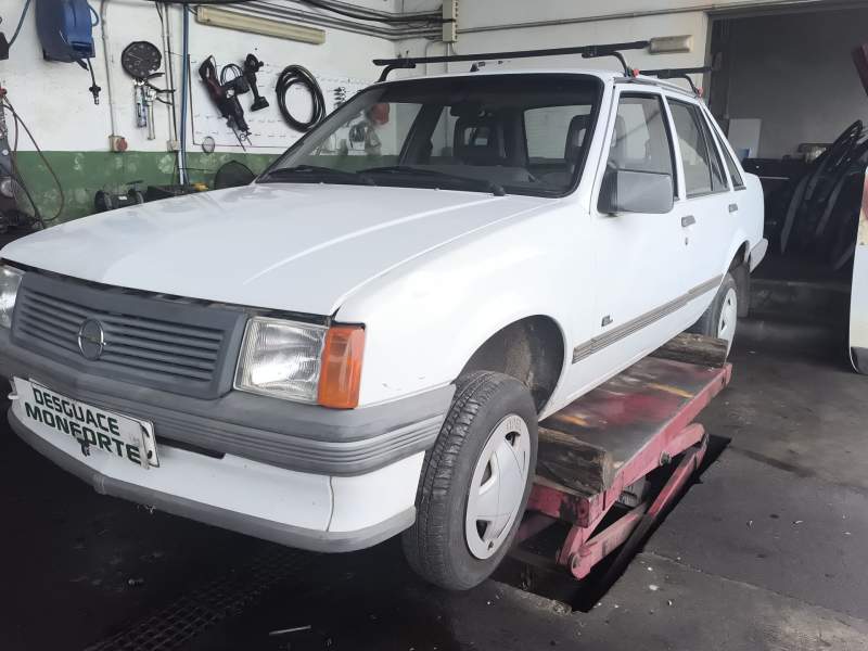 OPEL CORSA A HATCHBACK (S83)