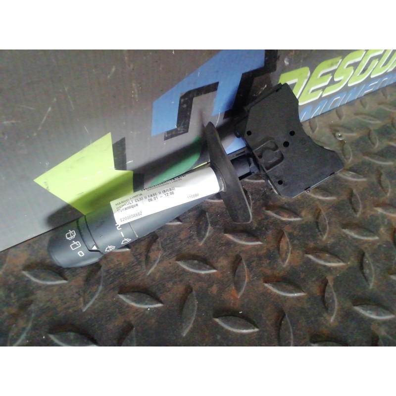Recambio de mando limpia para renault clio ii fase ii (b/cb0) dynamique referencia OEM IAM 8200058682  