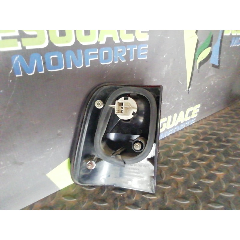 Recambio de piloto trasero derecho para ford maverick (nl) 2.7 turbodiesel referencia OEM IAM 268500F001  