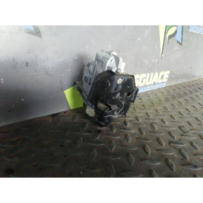 Recambio de cerradura puerta trasera derecha para seat leon (1p1) reference referencia OEM IAM 1P0839016  