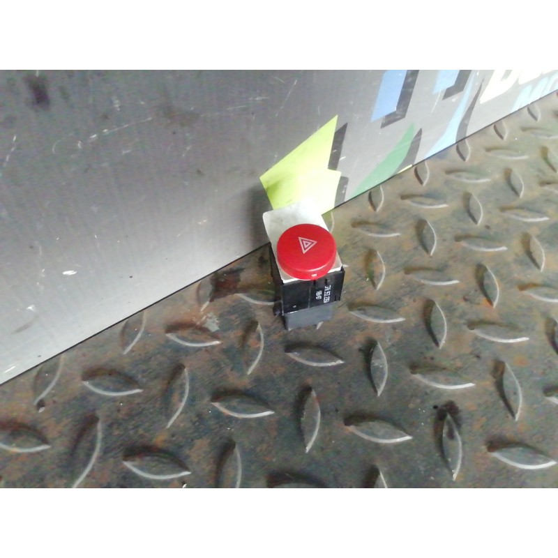 Recambio de warning para seat leon (1p1) reference referencia OEM IAM 5P0953235A  