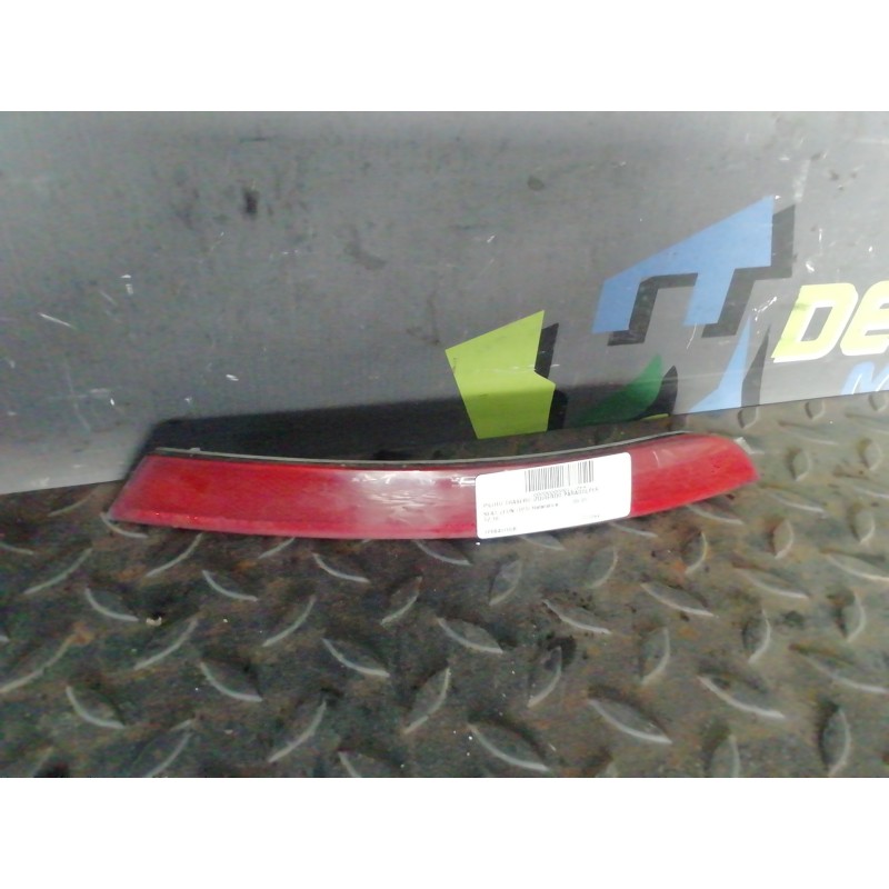 Recambio de piloto trasero izquierdo paragolpes para seat leon (1p1) reference referencia OEM IAM 1P0945105B  