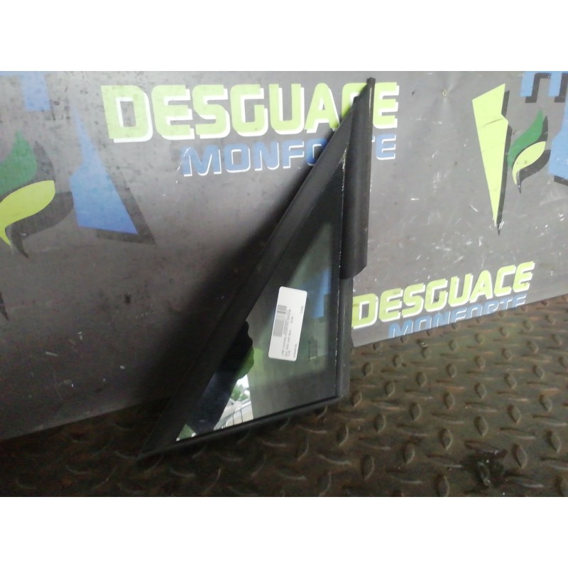 Recambio de luna custodia delantera derecha para seat ibiza (6j5) sport referencia OEM IAM 6J0845412B  