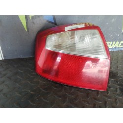 Recambio de piloto trasero izquierdo para audi a4 berlina (8e) 3.0 referencia OEM IAM 8E0945095 153947 