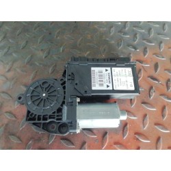 Recambio de motor elevalunas delantero izquierdo para audi a4 berlina (8e) 3.0 referencia OEM IAM 8E1959801B 5WK47002BBF 