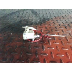 Recambio de motor cierre centralizado porton para audi a4 berlina (8e) 3.0 referencia OEM IAM 3B0959781  