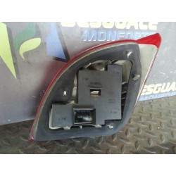 Recambio de piloto trasero izquierdo para ford fiesta berlina (dx) ambiente referencia OEM IAM 96FG13N004BB  