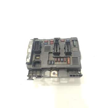 CAJA RELES / FUSIBLES 9643498880 