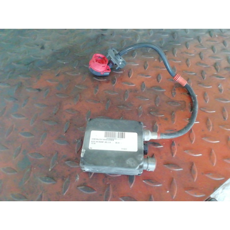 Recambio de centralita faros xenon para audi a4 avant (8e) 3.0 referencia OEM IAM   
