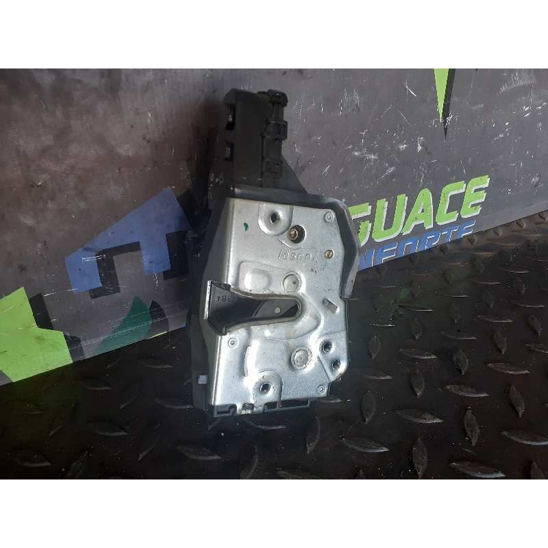 Recambio de cerradura puerta trasera derecha para bmw serie 3 berlina (e46) 320d referencia OEM IAM 246HTR  