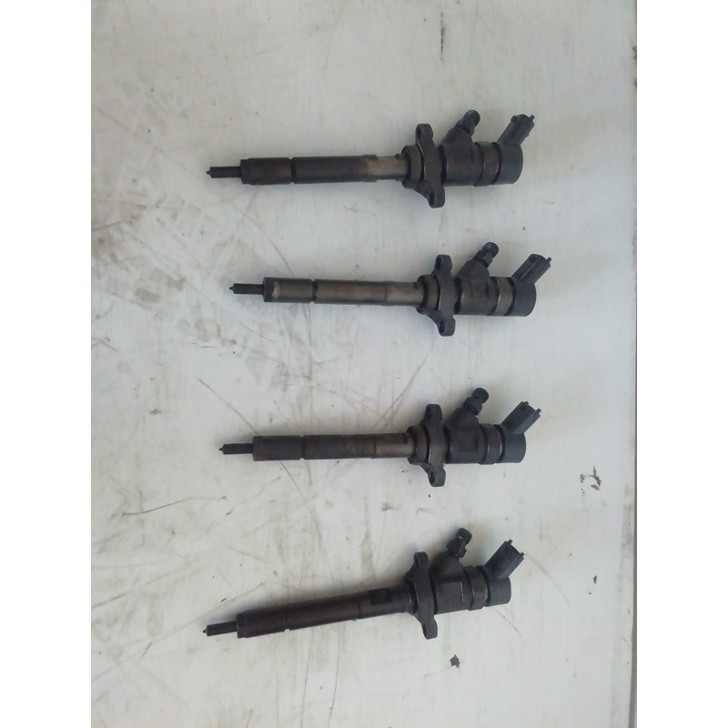 Recambio de inyector para ford focus lim. (cb4) econetic referencia OEM IAM 0445110259  