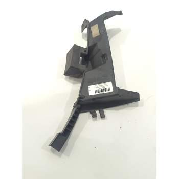 SOPORTE FARO IZQUIERDO HK8M17E950A 