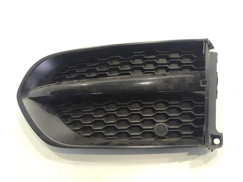 REJILLA PARAGOLPES IZQUIERDA HK8M8B290DA 