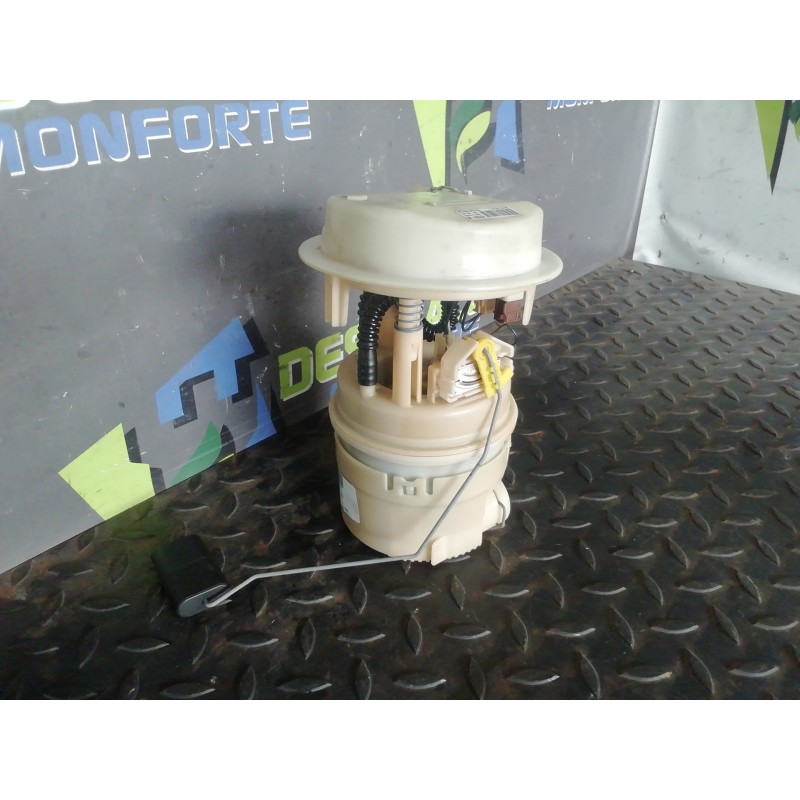 Recambio de aforador para peugeot 206 berlina look referencia OEM IAM 9642124080 1525Y1 9642124080C