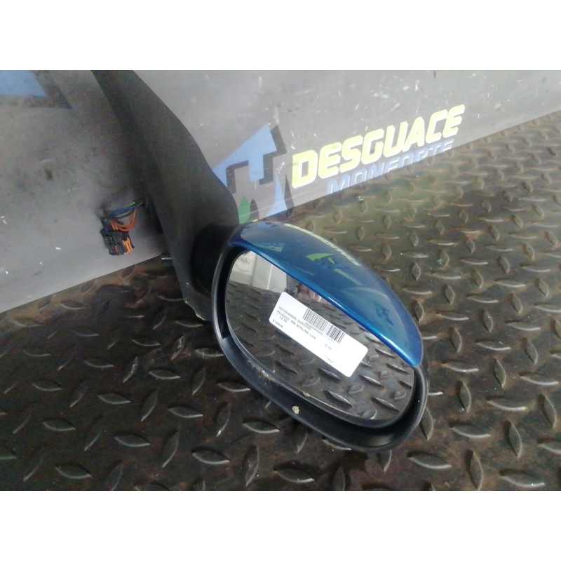 Recambio de retrovisor derecho para peugeot 206 berlina look referencia OEM IAM 8149KN 8151CC 96480957XT