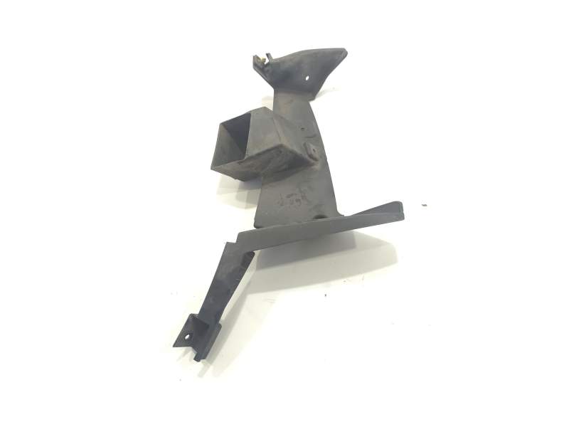 SOPORTE FARO DERECHO HK8M17E951A 