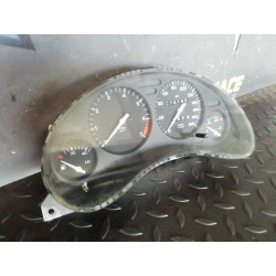 Recambio de cuadro instrumentos para opel corsa b swing referencia OEM IAM 81117906 87001297 90386326