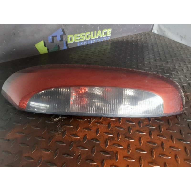 Recambio de piloto trasero derecho para opel corsa c blue line referencia OEM IAM 09114337 89302181 