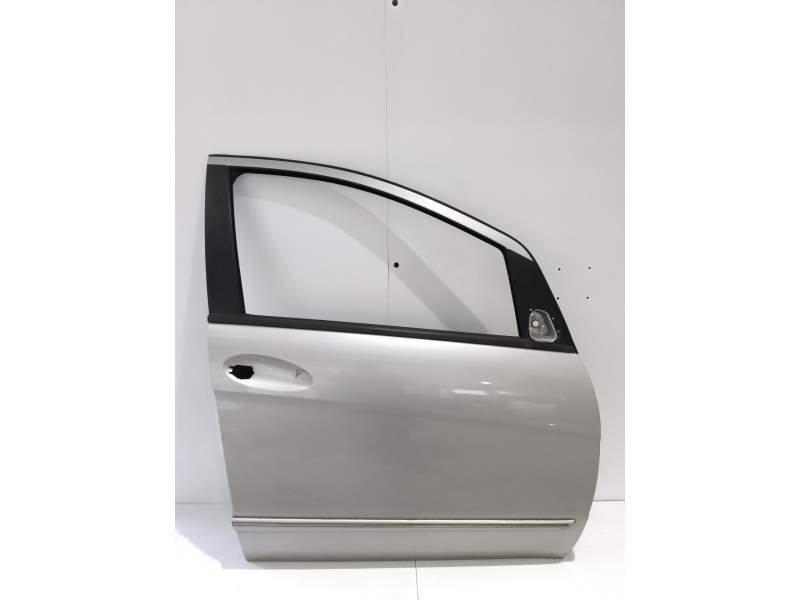 PUERTA DELANTERA DERECHA A1697200205 