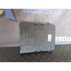 Recambio de caja reles / fusibles para citroën c4 coupe vtr referencia OEM IAM 216761594H  