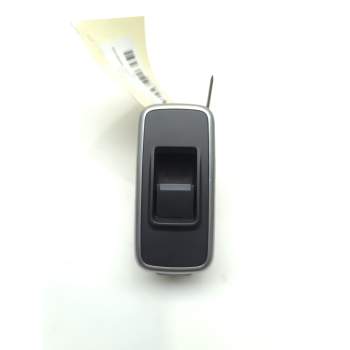 MANDO ELEVALUNAS TRASERO DERECHO GX7314717AC 