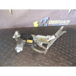 Recambio de elevalunas delantero derecho para opel corsa b city referencia OEM IAM 90520192  