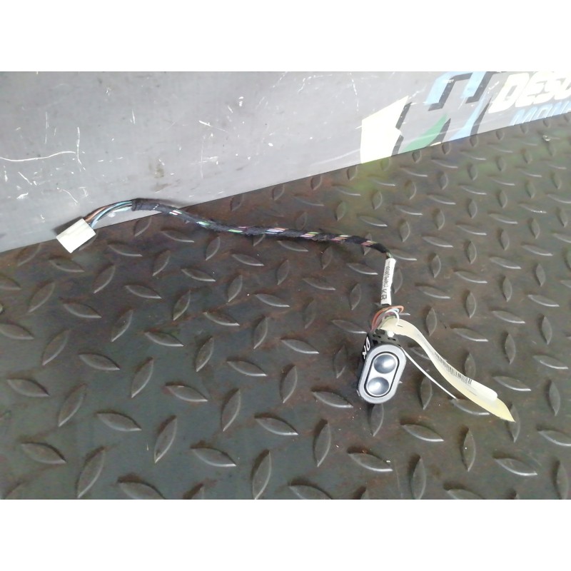 Recambio de mando elevalunas delantero derecho para opel corsa b city referencia OEM IAM   