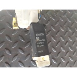 Recambio de cerradura puerta delantera derecha para opel corsa b city referencia OEM IAM 90532430  