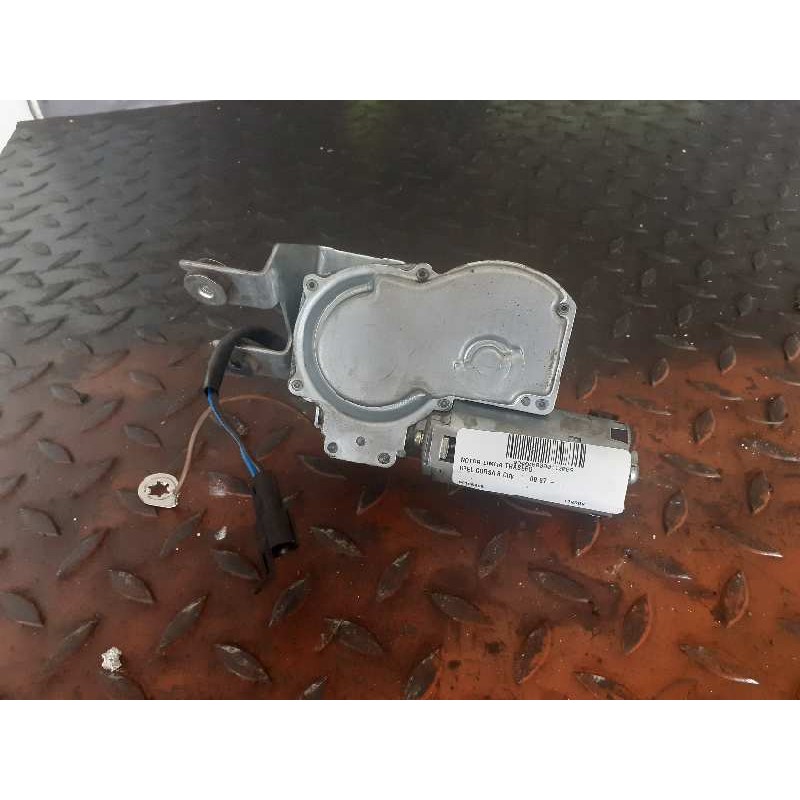 Recambio de motor limpia trasero para opel corsa b city referencia OEM IAM 90386268 403980 