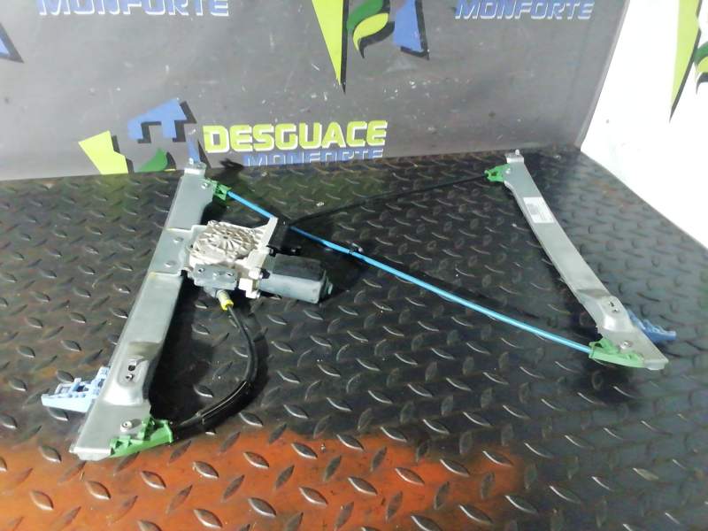 ELEVALUNAS DELANTERO DERECHO 36137604 