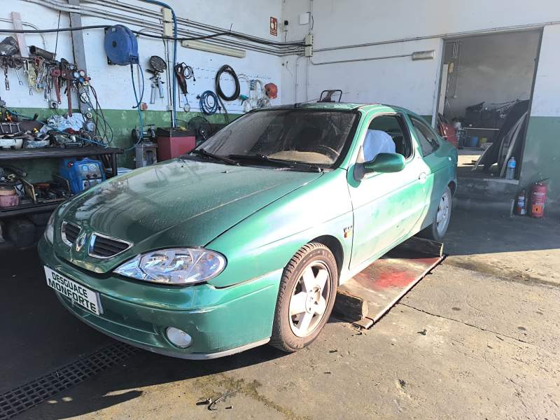 RENAULT MEGANE I COACH (DA0/1_)