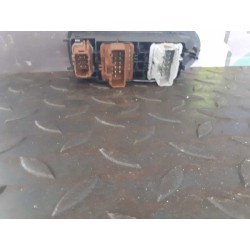 Recambio de mando elevalunas delantero izquierdo para renault megane ii berlina 5p emotion referencia OEM IAM 156018070  