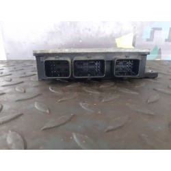 Recambio de centralita motor uce para renault megane ii berlina 5p emotion referencia OEM IAM 8200334419  