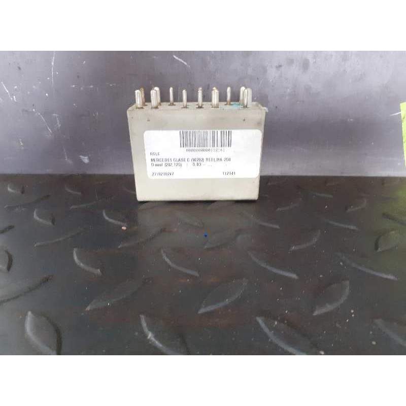 Recambio de rele para mercedes-benz clase c (w202) berlina 250 diesel (202.125) referencia OEM IAM 2018210247  
