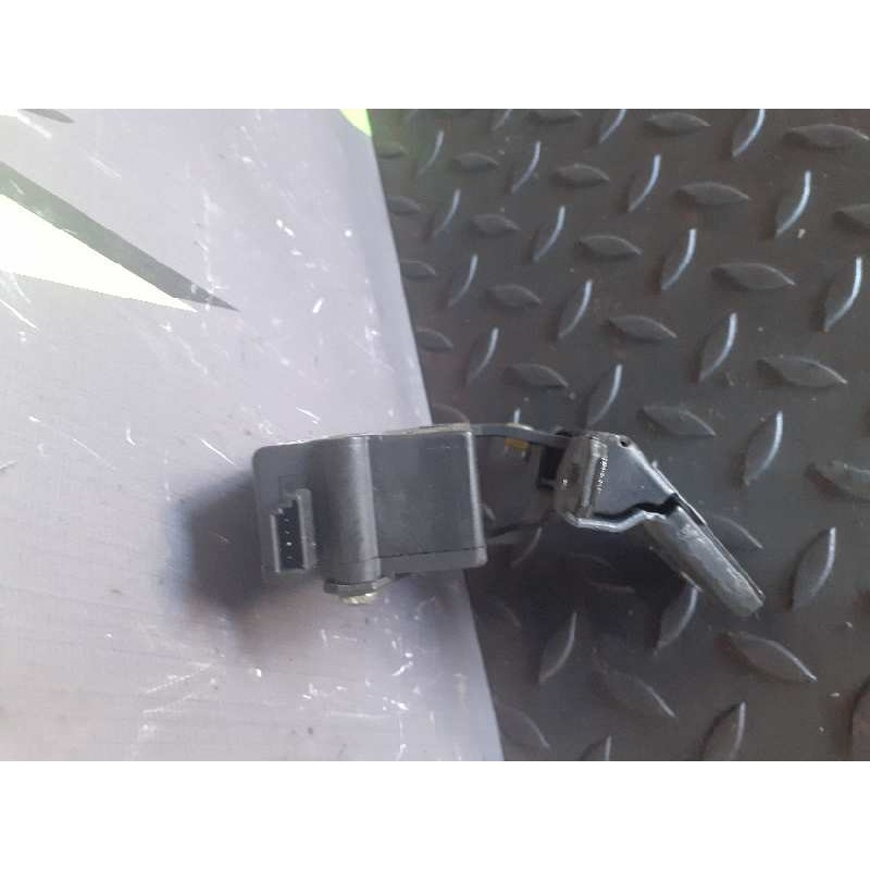 Recambio de cerradura maletero / porton para bmw serie 5 berlina (e39) 2.5 turbodiesel cat referencia OEM IAM   