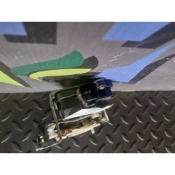 Recambio de cerradura puerta trasera izquierda para mitsubishi outlander (cu0w) 2.0 cat referencia OEM IAM MR349287  