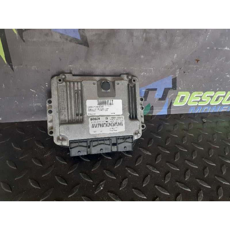 Recambio de centralita motor uce para renault laguna ii (bg0) confort authentique referencia OEM IAM 8200527713  